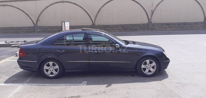 Mercedes E 270 2002, 347,000 km - 2.7 l - Bakı