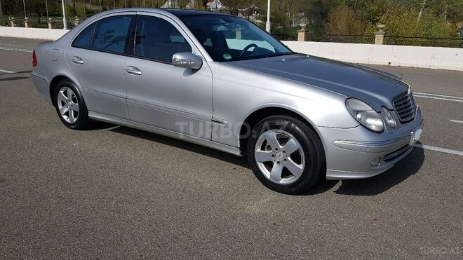 Mercedes E 240 2003, 239,000 km - 2.4 l - Qəbələ