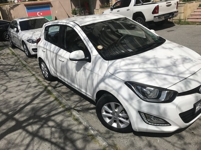 Hyundai i20 2012, 126,000 km - 1.4 l - Bakı