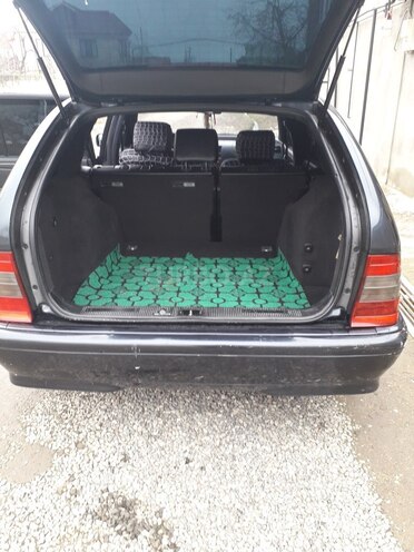 Mercedes C 180 1999, 320,692 km - 1.8 l - Quba