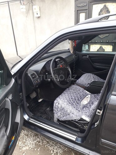 Mercedes C 180 1999, 320,692 km - 1.8 l - Quba