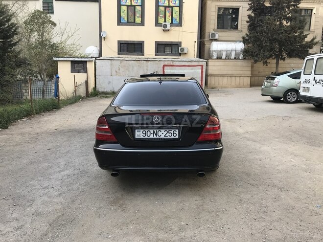 Mercedes E 240 2003, 190,000 km - 2.6 l - Bakı