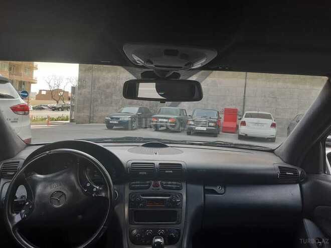 Mercedes C 220 2001, 258,000 km - 2.2 l - Bakı