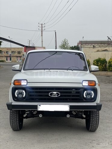 LADA (VAZ) Niva 2021, 800 km - 1.7 l - Yevlax