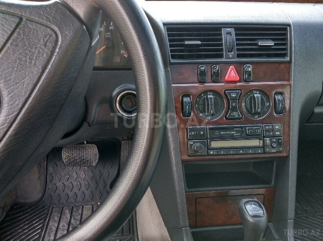 Mercedes C 180 1998, 269,544 km - 1.8 л - Tovuz