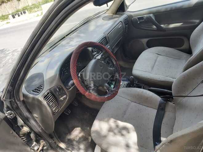 Volkswagen Polo 1996, 256,588 km - 1.6 l - Bakı