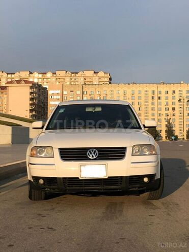 Volkswagen Passat 2003, 331,000 km - 1.8 l - Bakı