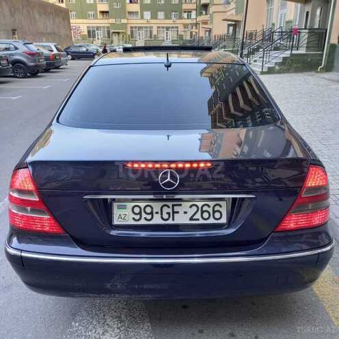 Mercedes E 270 2002, 236,000 km - 2.7 l - Bakı