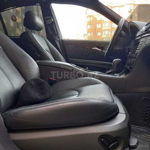Mercedes E 270 2002, 236,000 km - 2.7 l - Bakı