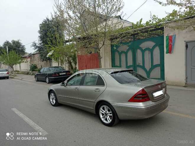 Mercedes C 180 2003, 228,000 km - 1.8 l - Sumqayıt