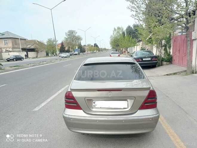 Mercedes C 180 2003, 228,000 km - 1.8 l - Sumqayıt