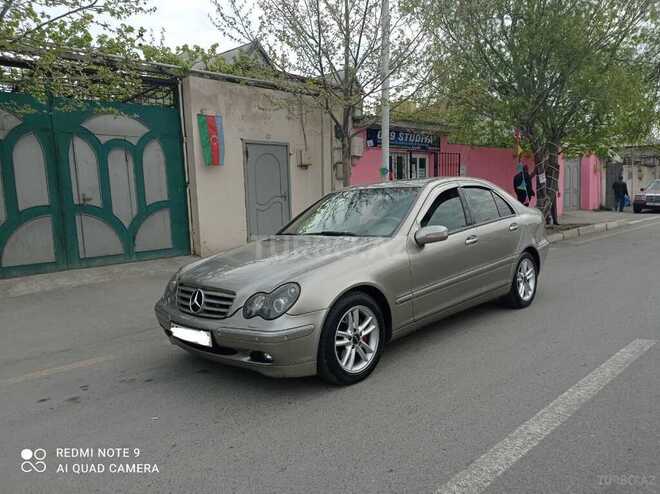 Mercedes C 180 2003, 228,000 km - 1.8 l - Sumqayıt