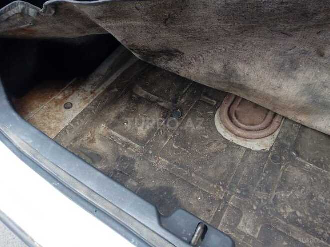 GAZ 31105 2005, 237,000 km - 2.4 l - Sumqayıt