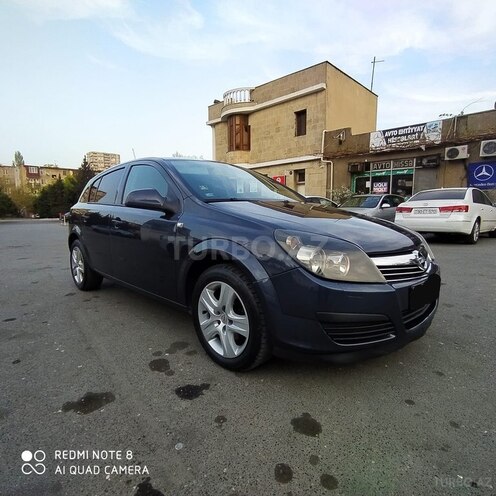 Opel Astra 2010, 186,000 km - 1.4 l - Bakı
