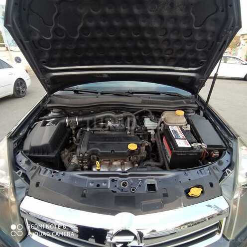 Opel Astra 2010, 186,000 km - 1.4 l - Bakı