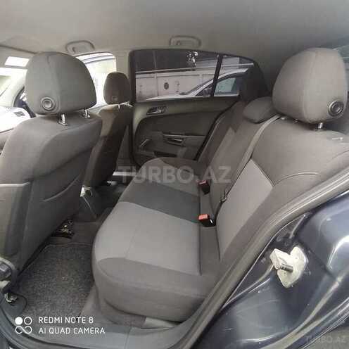 Opel Astra 2010, 186,000 km - 1.4 l - Bakı