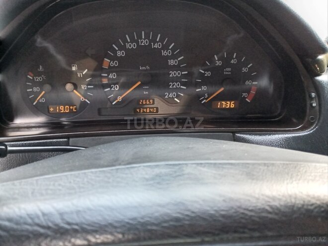 Mercedes E 230 1997, 434,000 km - 2.3 л - Bakı