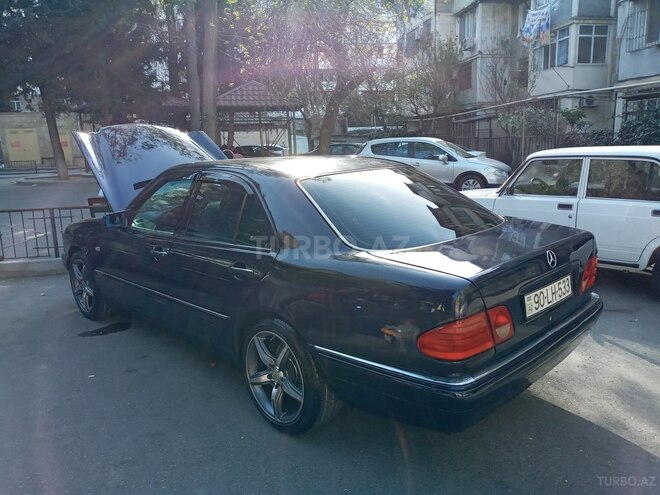 Mercedes E 230 1997, 434,000 km - 2.3 л - Bakı