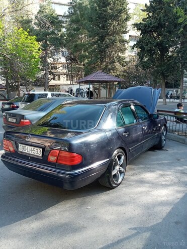 Mercedes E 230 1997, 434,000 km - 2.3 л - Bakı