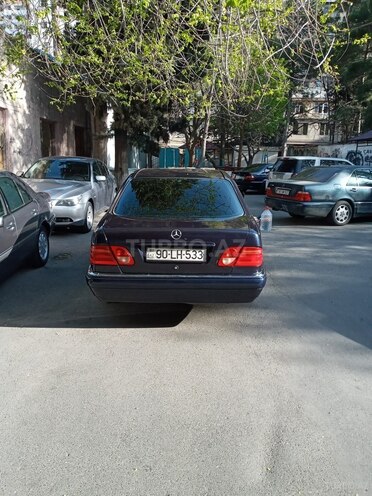 Mercedes E 230 1997, 434,000 km - 2.3 л - Bakı