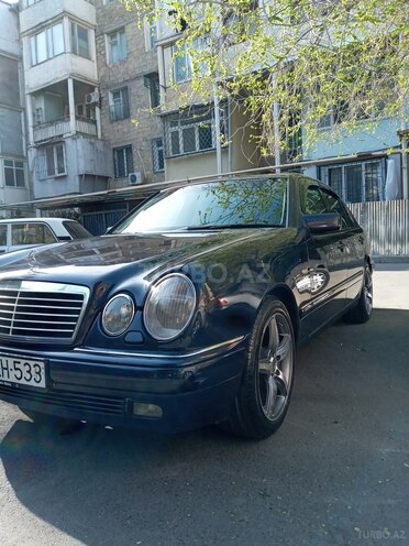Mercedes E 230 1997, 434,000 km - 2.3 л - Bakı
