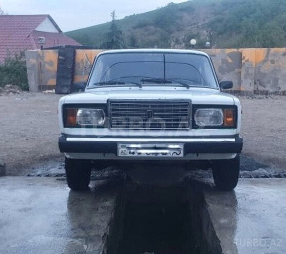 LADA (VAZ) 2107 2010, 70,000 km - 1.6 л - Yardımlı