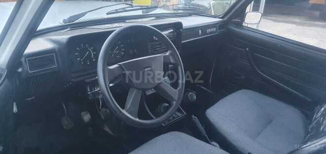LADA (VAZ) 2107 2010, 70,000 km - 1.6 л - Yardımlı