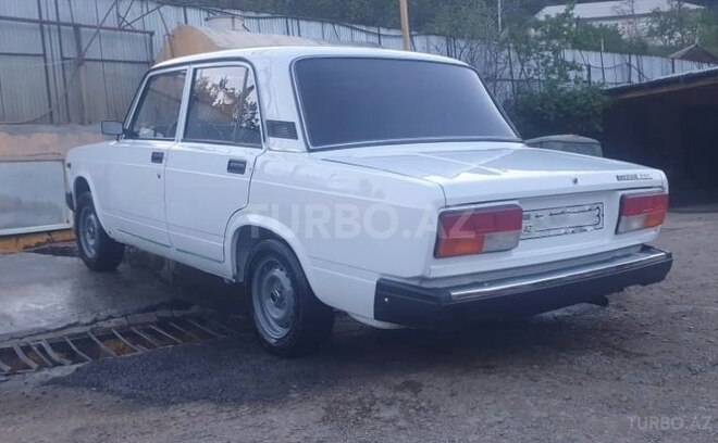 LADA (VAZ) 2107 2010, 70,000 km - 1.6 л - Yardımlı