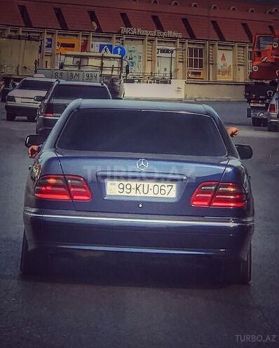 Mercedes E 220 1999, 450,000 km - 2.2 л - Bakı