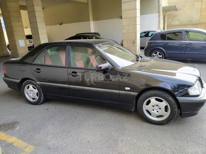 Mercedes C 180 1998, 302,000 km - 1.8 l - Bakı
