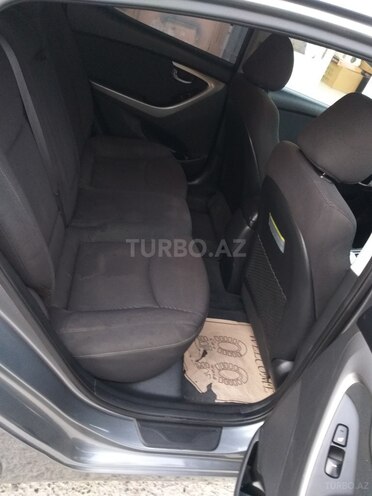 Hyundai Elantra 2015, 147,000 km - 2.0 l - Bakı