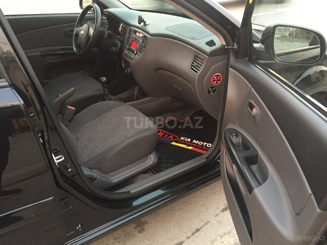 Kia Rio 2010, 184,500 km - 1.4 л - Bakı