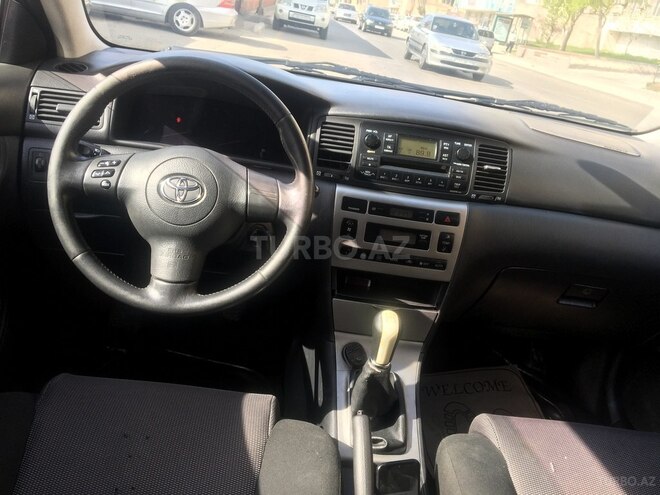 Toyota Corolla 2006, 245,000 km - 1.4 l - Bakı
