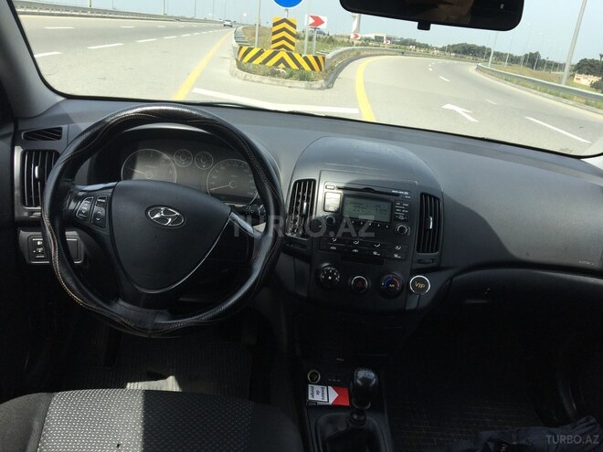 Toyota Corolla 2006, 245,000 km - 1.4 l - Bakı