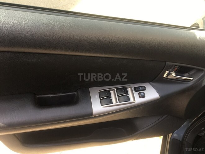 Toyota Corolla 2006, 245,000 km - 1.4 l - Bakı