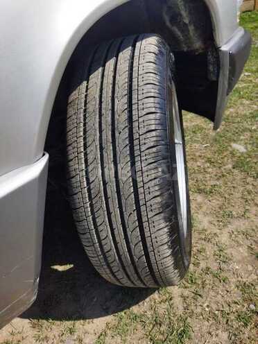Mercedes 190 1991, 280,000 km - 1.8 l - Ucar