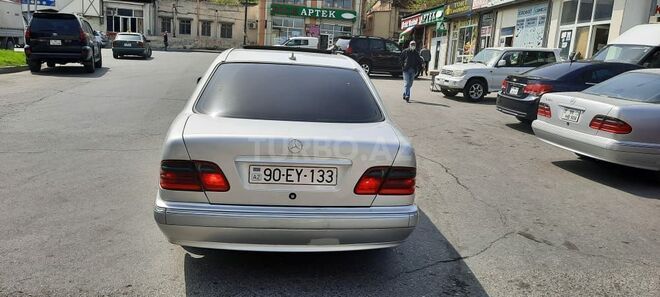 Mercedes E 270 2000, 280,750 km - 2.7 l - Bakı