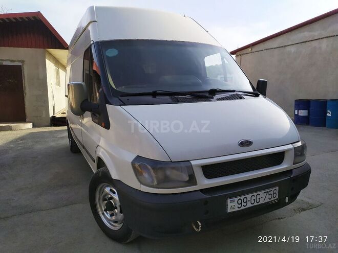 Ford Transit 2003, 388,000 km - 2.4 l - Quba