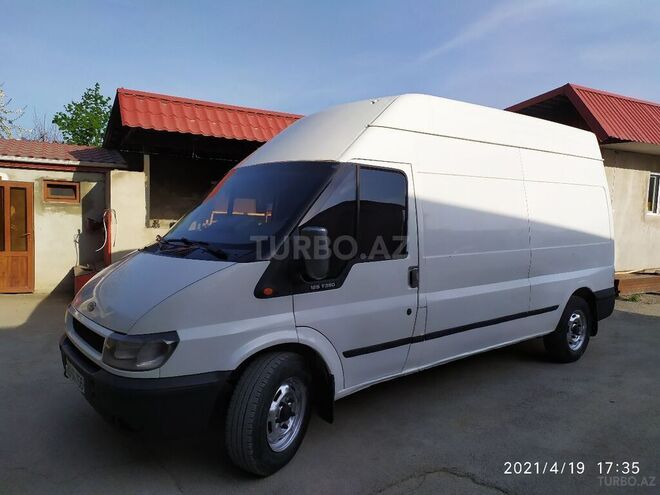 Ford Transit 2003, 388,000 km - 2.4 l - Quba