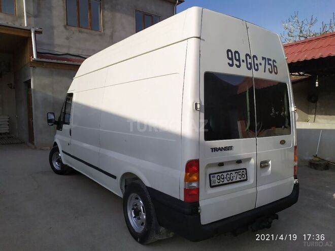 Ford Transit 2003, 388,000 km - 2.4 l - Quba