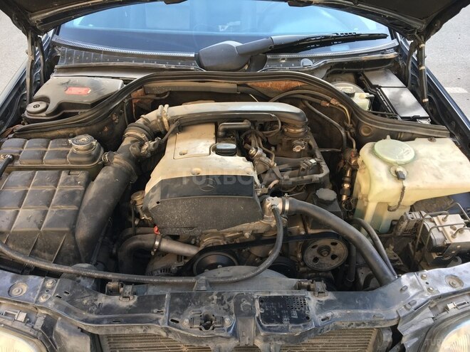 Mercedes C 230 1997, 263,000 km - 2.3 l - Bakı