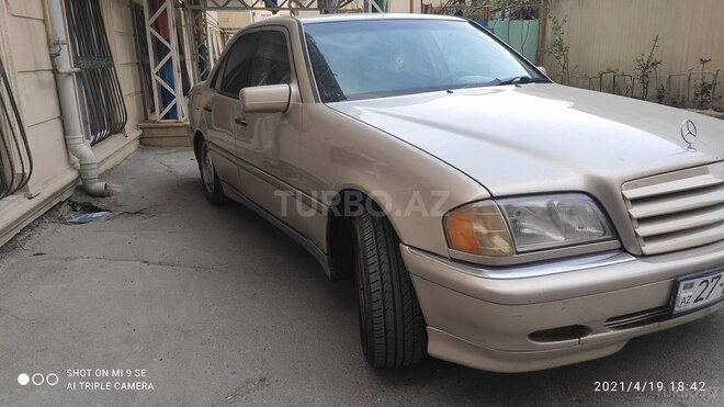 Mercedes C 230 2000, 271,000 km - 2.3 л - Bakı