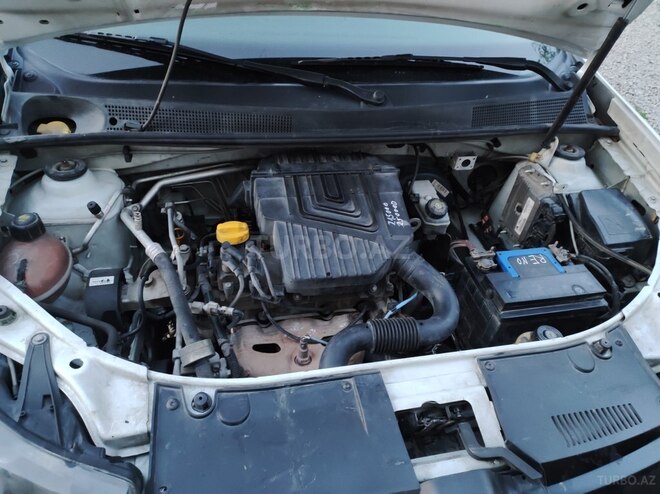 Renault Logan 2013, 217,000 km - 1.6 l - Şəmkir