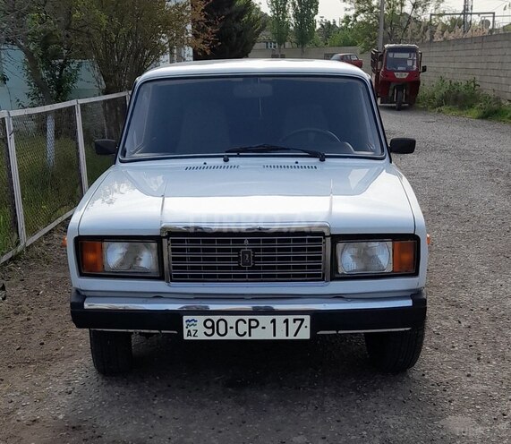 LADA (VAZ) 2107 2008, 256,000 km - 1.6 l - Salyan