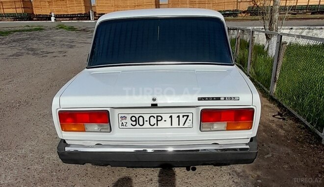 LADA (VAZ) 2107 2008, 256,000 km - 1.6 l - Salyan
