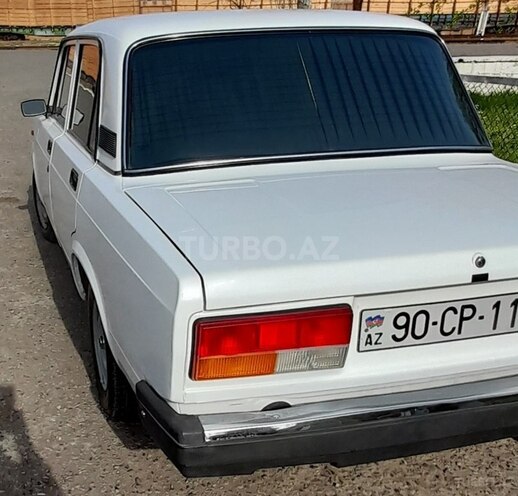 LADA (VAZ) 2107 2008, 256,000 km - 1.6 l - Salyan
