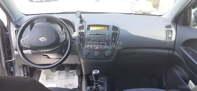 Kia Ceed 2009, 215,000 km - 1.6 l - Bakı