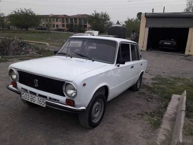 LADA (VAZ) 21011 1982, 300,000 km - 1.5 l - Bərdə