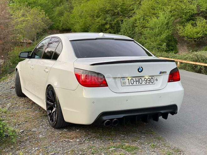 BMW 530 2008, 185,000 km - 3.0 л - Zaqatala