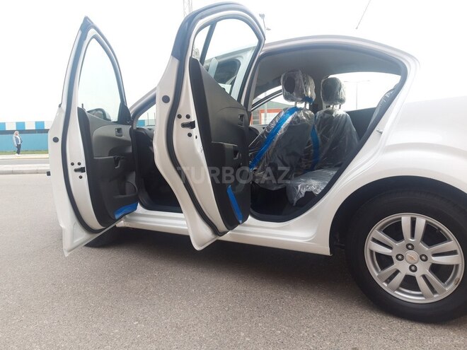 Chevrolet Aveo 2015, 28,000 km - 1.4 l - Bakı